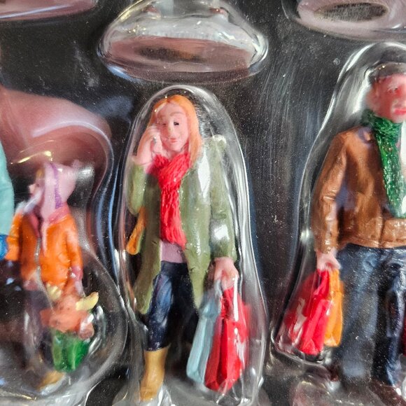 Two Sets of Lemax Village Collection Figurines Holiday Shoppers & Birdbath - Picture 9 of 14